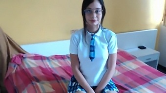 My Cousin'S Schoolgirl Secret Gets Revealed Through Oral Sex