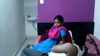 Sindhu Maria'S Sensual 32-Year-Old Charm In Indian Porn