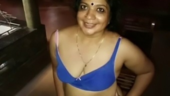 Desi Aunty In A Steamy Solo Session