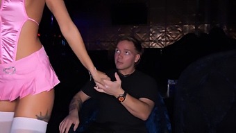 Stripper Gives Vip Treatment To Hard Penis